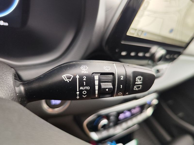 Hyundai i30 1.5 T-GDi/103kW Style - fotka 31 z 36