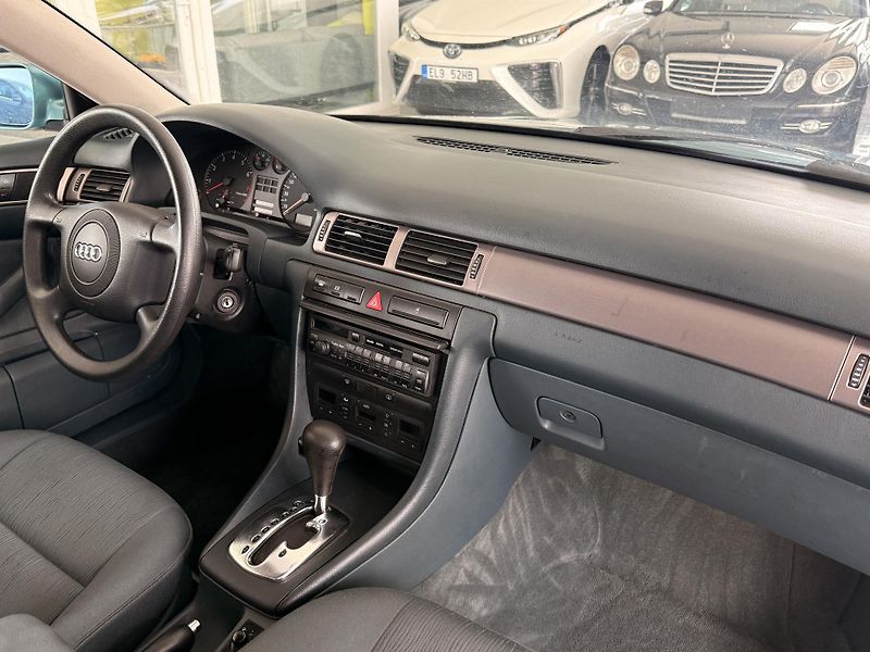 Audi A6 (1998) - fotka 30 z 41