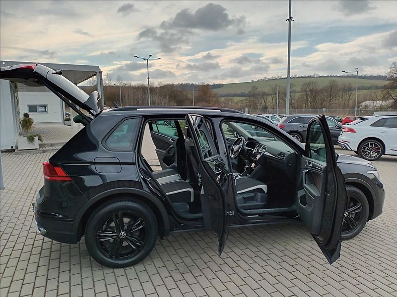 Volkswagen Tiguan 2,0 TDI,147KW,URBAN SPORT,4X4 - fotka 8 z 48