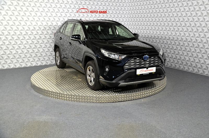 Toyota RAV4 (2022) 2.5 Hybrid Comfort 4WD e-CVT - fotka 3 z 19