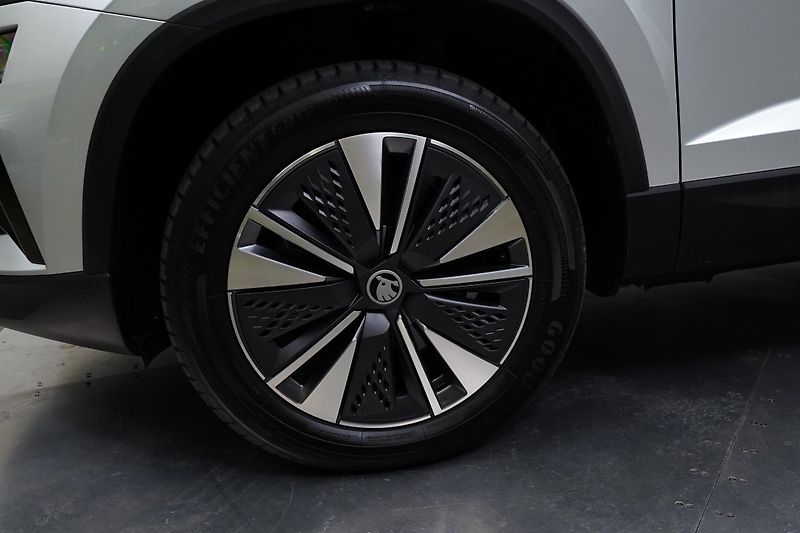 Škoda Karoq - fotka 10 z 29
