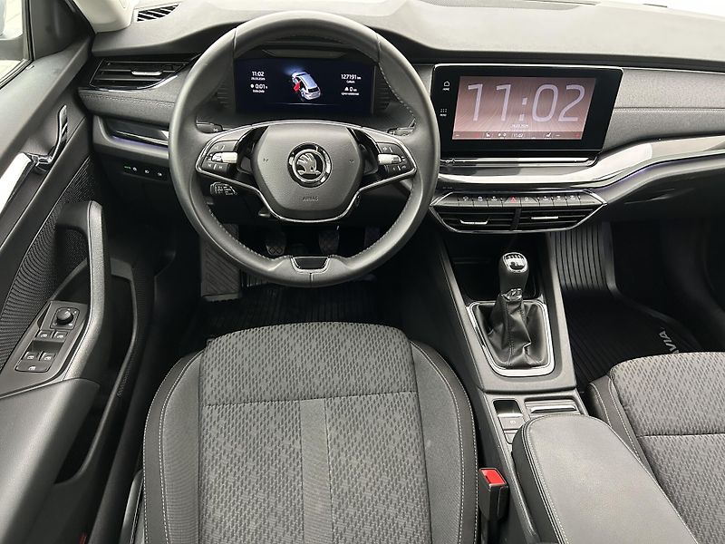 Škoda Octavia 2.0 TDI Style Plus - fotka 18 z 25