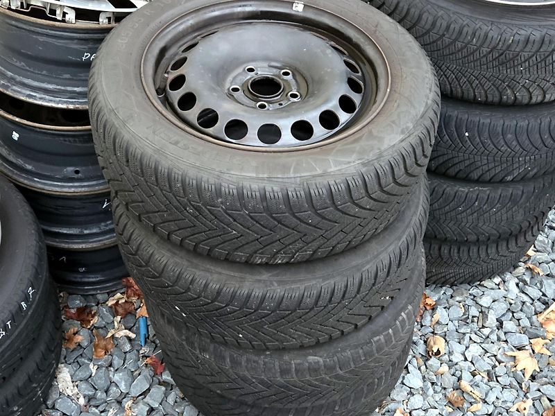 Volkswagen Passat TDi Highline, SERV.KNIHA       - fotka 51 z 51