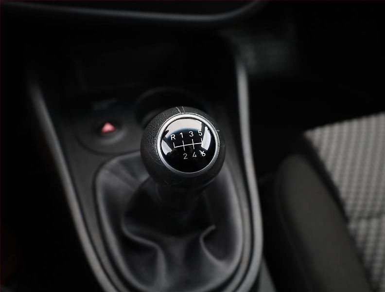 Seat Leon (2010) 1.4 TSI, Serv.kniha, nová STK - fotka 13 z 17