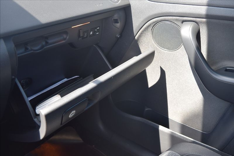 Volkswagen Golf Plus 1,4 i 59KW VÝHŘEV NAVI ALU - fotka 44 z 46