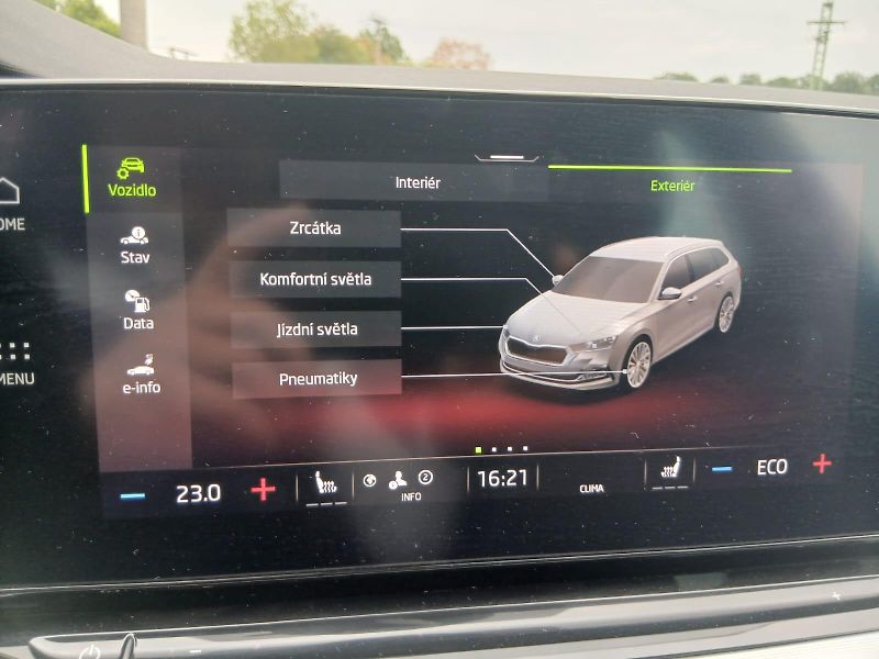 Škoda Octavia 4, iV, Plug in Hybrid, ALU 18 - fotka 29 z 66