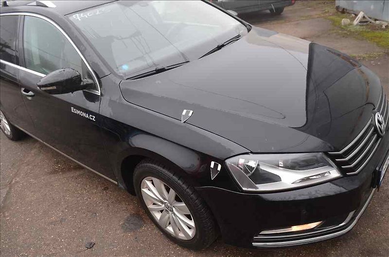 Volkswagen Passat (2014) VARIANT 1,6 TDI DSG - fotka 11 z 21