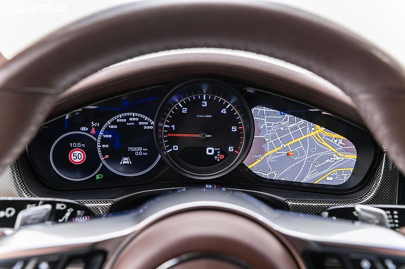Porsche Panamera 4S Diesel*Záruka*plná výbava - fotka 46 z 50