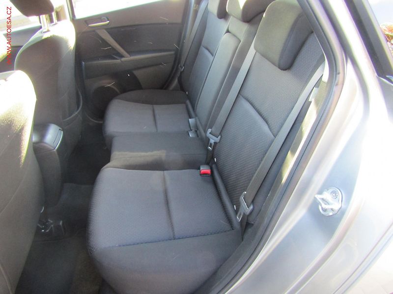 Mazda 3 (2009) 2.0 i, autoAC - fotka 10 z 20