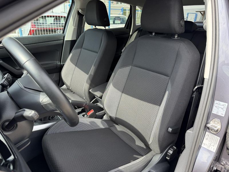 Volkswagen Taigo 1,0 TSi/85kW - People - fotka 12 z 74