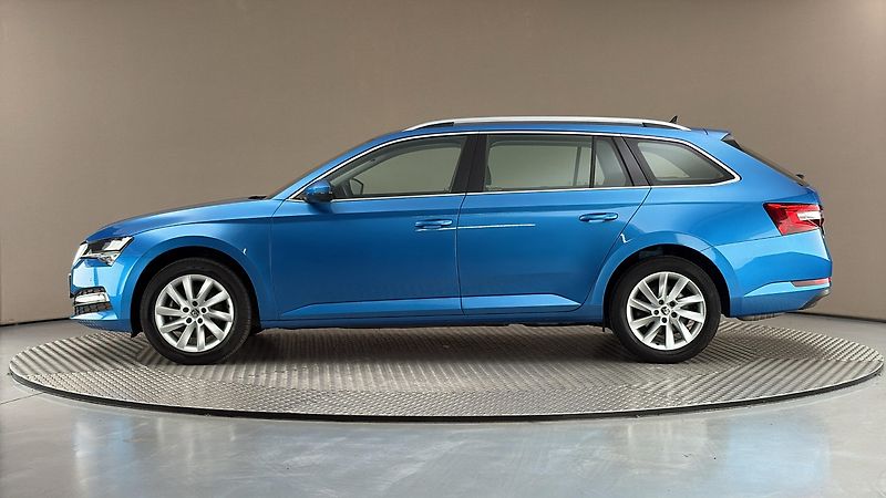 Škoda Superb 2.0 TDI DSG 4x4 Style Combi - fotka 4 z 28