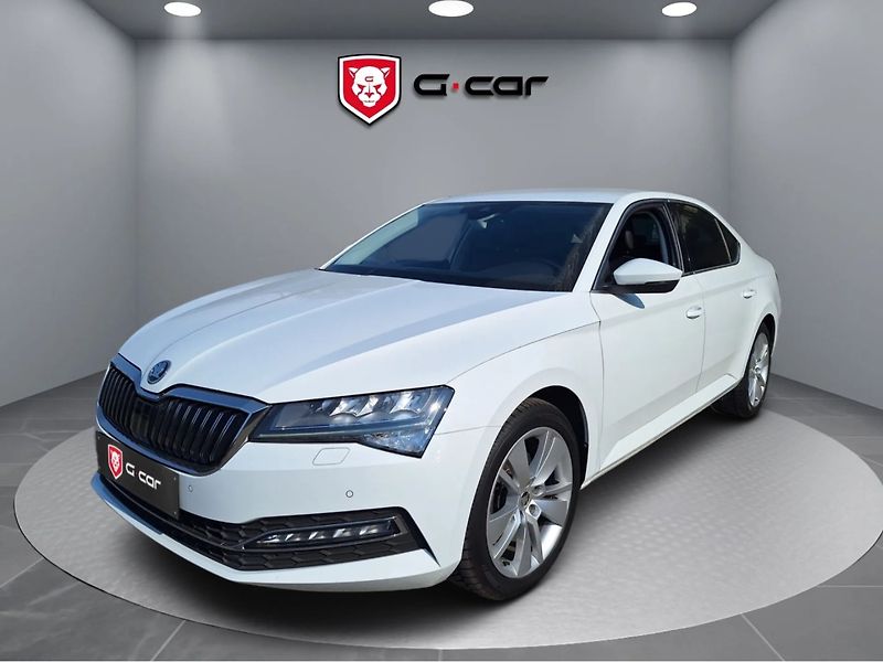 Škoda Superb 2.0TDI 110kW Style - fotka 1 z 5