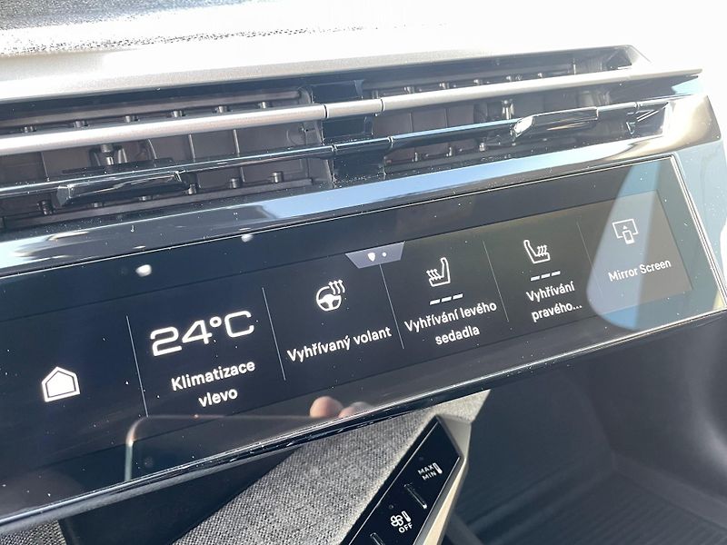 Peugeot 3008 (2025) Allure Hybrid 145k e-DCS6 - fotka 8 z 8