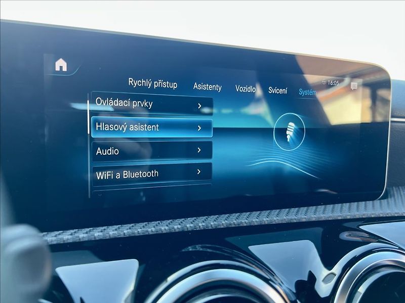 Mercedes-Benz CLA 180d SB LED NAVI  záruka - fotka 39 z 53