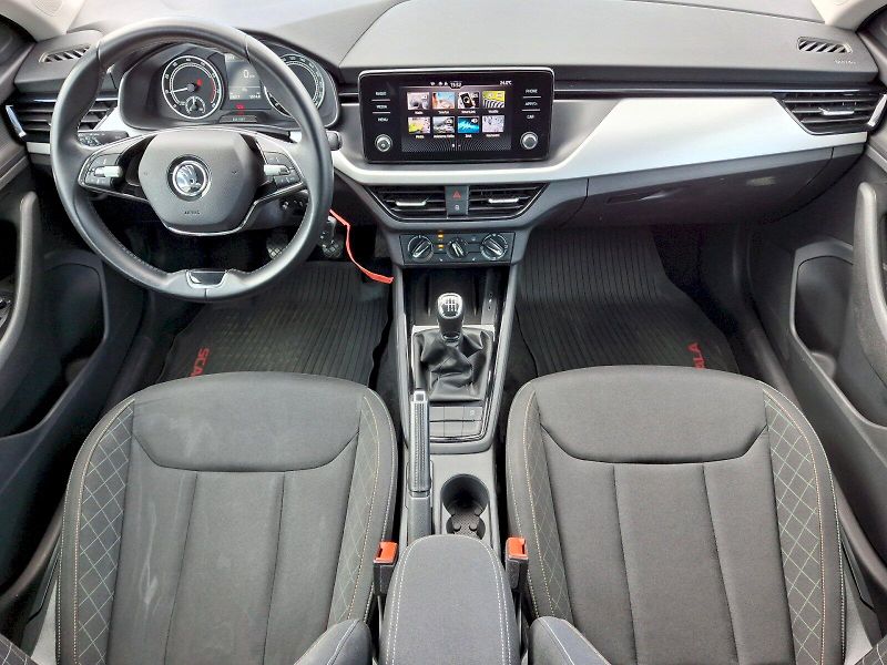 Škoda Scala (2022) Ambition 1,0TSi 81kW - fotka 5 z 34