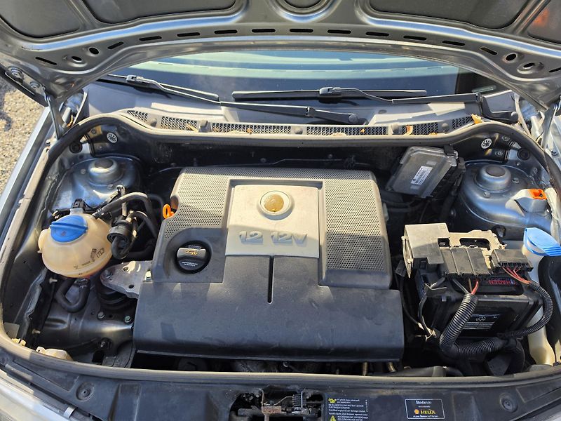 Škoda Fabia 1.2 12V HTP 47kw TZ - fotka 30 z 37