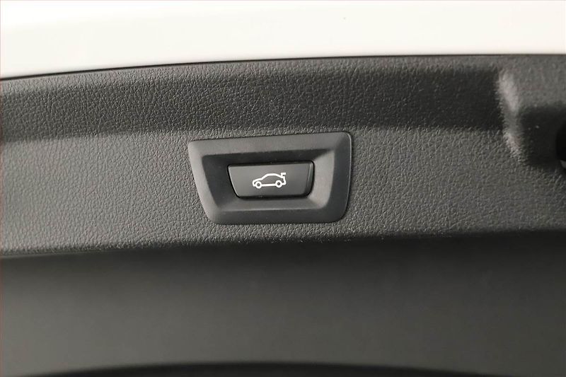 BMW Řada 4 (2020) M Paket 420i - fotka 18 z 20