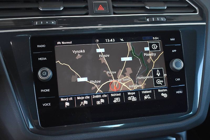 Volkswagen Tiguan (2018) 2.0TDI 140kW R-Line DSG, LED - fotka 21 z 28
