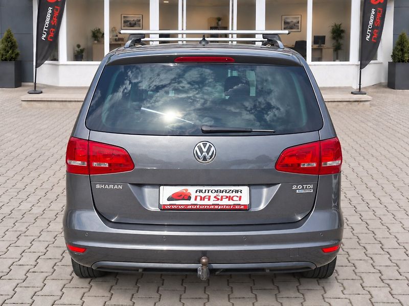 Volkswagen Sharan (2012) 2.0TDI 103kW 6MAN -7.MÍST - fotka 6 z 48
