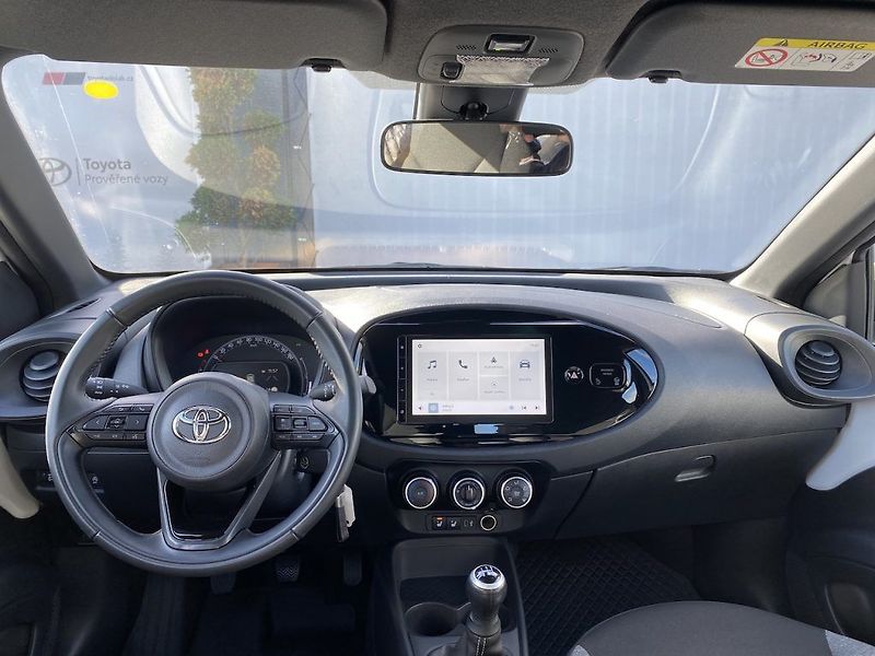 Toyota Aygo 1.0i, ČR, Comfort Business - fotka 9 z 20