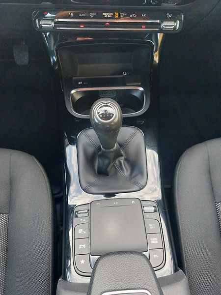 Mercedes-Benz Třídy A (2021) 180 D 85kw  - fotka 14 z 20
