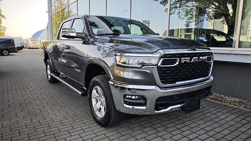 Dodge RAM (2026) 1500, 5.7 V8  Bighorn MY26 - fotografie inzerátu
