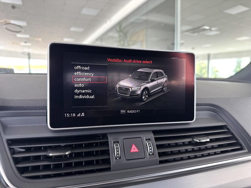 Audi SQ5 3,0TFSI Quattro*KeyLess*Tažné - fotka 22 z 41