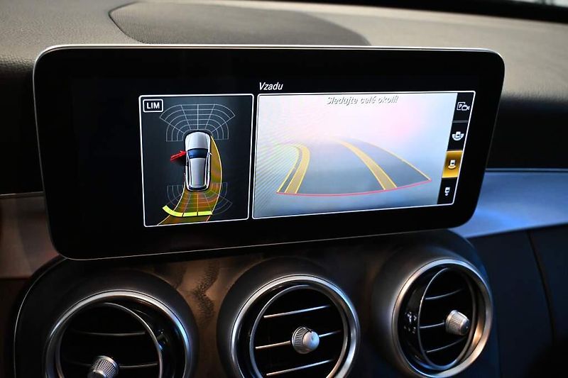 Mercedes-Benz Třídy C (2021) 2.0 300 DE 9G-TRONIC AVANTGARD - fotka 17 z 33