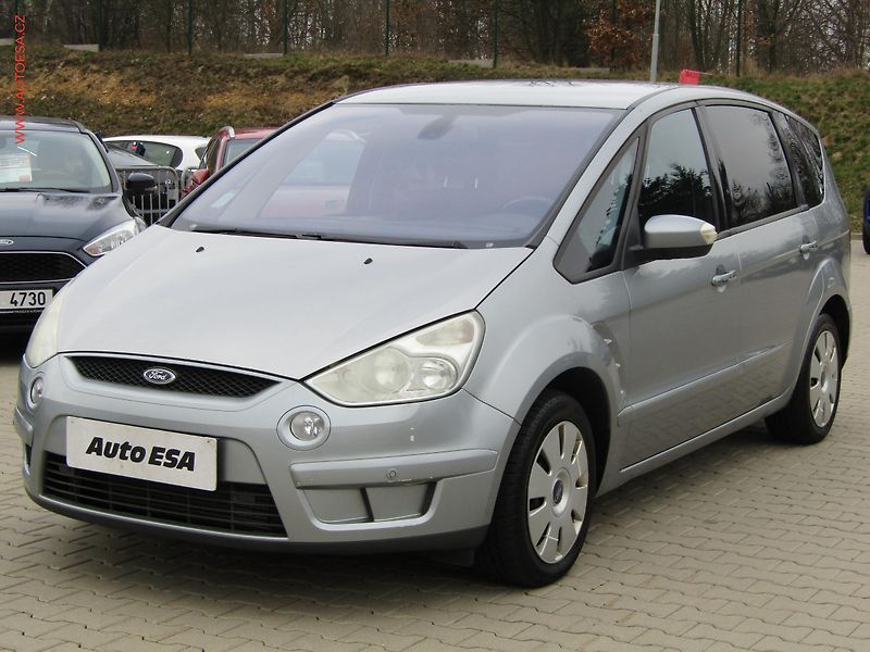 Ford S-MAX (2010) 2.0TDCI, ČR, AC, temp. - fotka 3 z 14