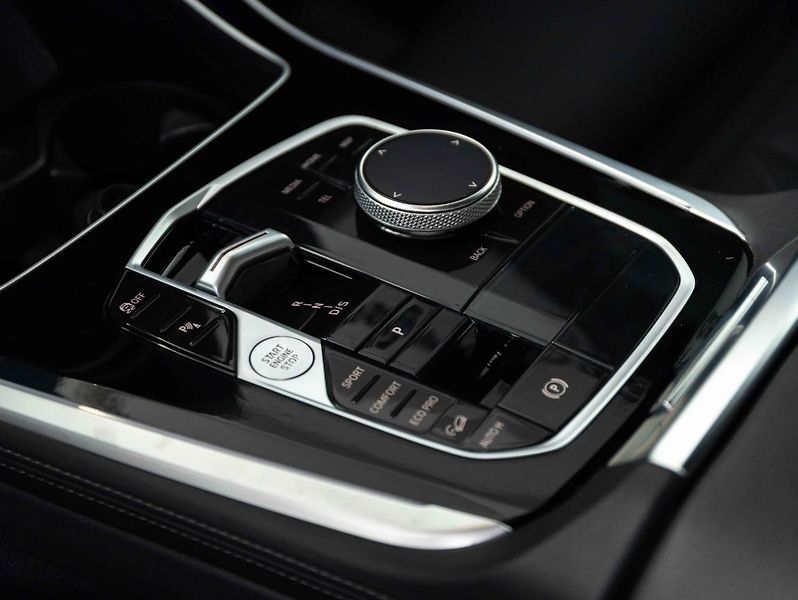 BMW X5 xDrive30d - fotka 15 z 22