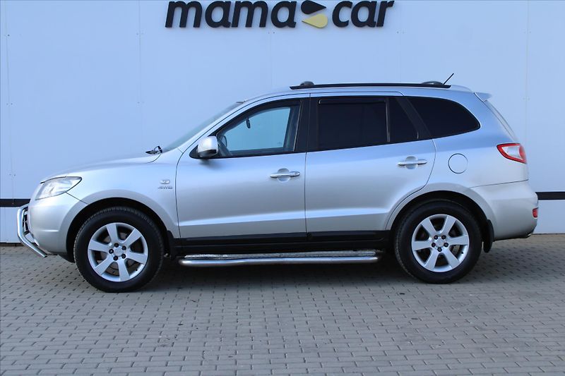 Hyundai Santa Fe 2.2CRDi 114kW AWD A/T TAŽNÉ ČR - fotka 4 z 22