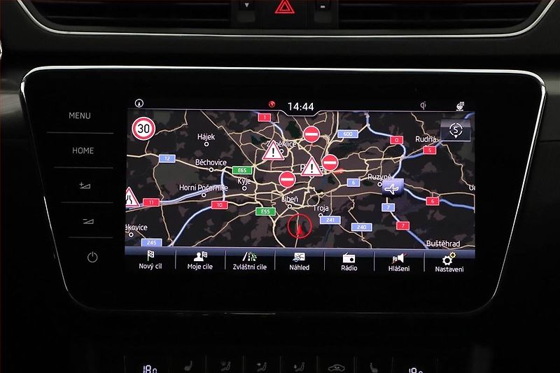 Škoda Superb (2019) 2.0 TDI, Automat, Serv.kniha - fotka 14 z 22