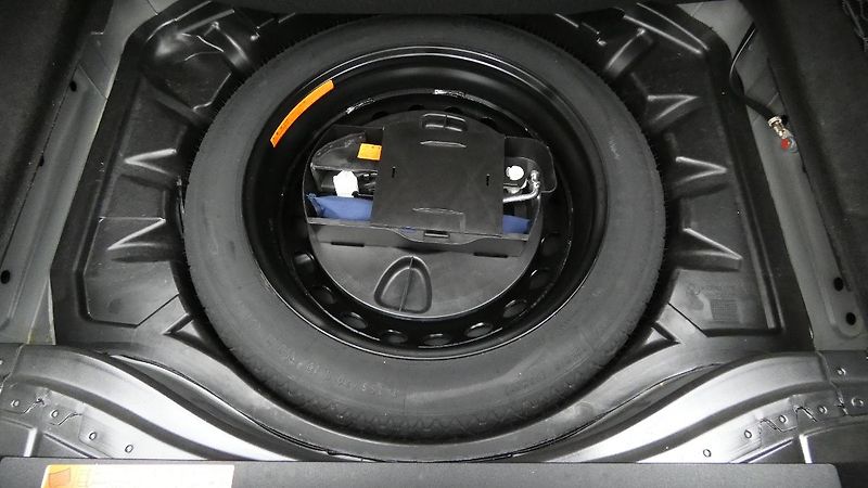 Mercedes-Benz Třídy S 500 V8 - fotka 26 z 33