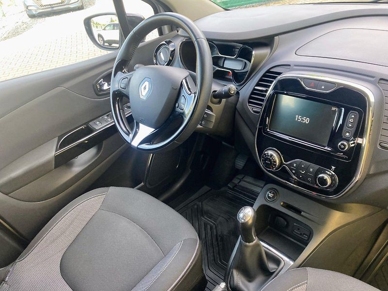 Renault Captur 1,5 dCi (66 kW)*KLIMA* - fotka 9 z 15
