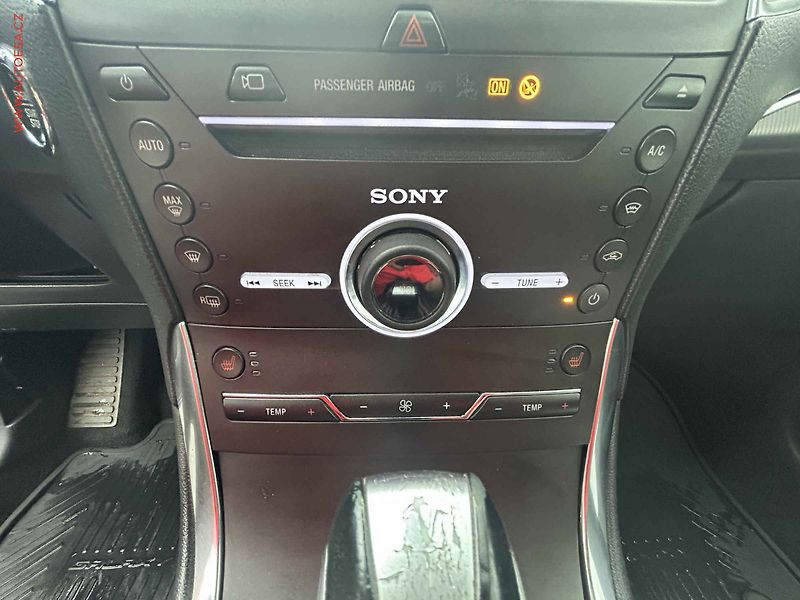 Ford Galaxy (2015) 2.0 TDCI 7míst, ČR, AT - fotka 14 z 19