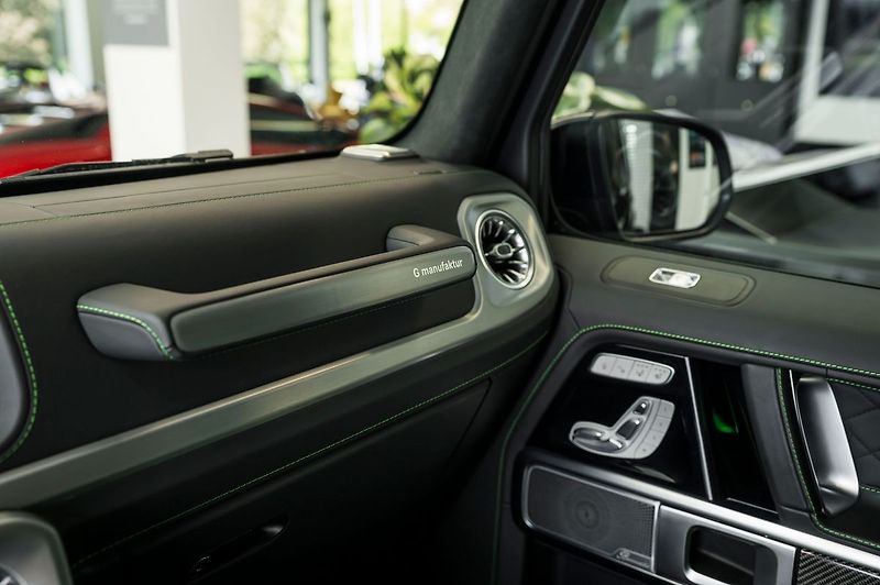 Mercedes-Benz Třídy G 63 AMG/Manufaktur - fotka 14 z 19