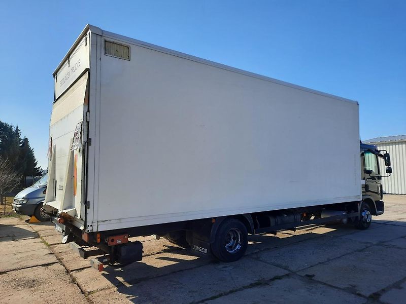 MAN (2009) TGL 10.220 E5  POŠKOZENÝ MOTOR - fotka 4 z 29
