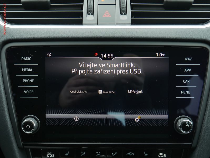 Škoda Octavia (2018) 1.6 TDi, ČR, Style, LED, navi - fotka 19 z 23