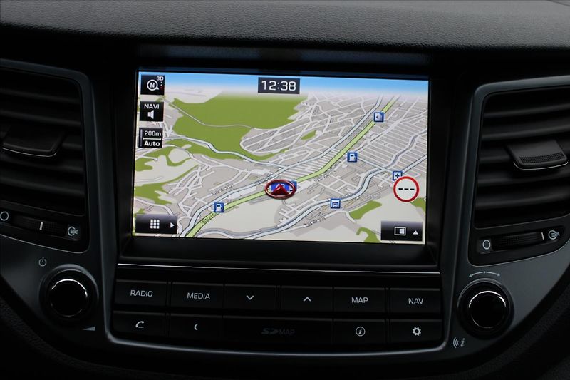 Hyundai Tucson 1,6 T-GDI  ČR,1.MAJ,TRIKOLOR - fotka 11 z 33