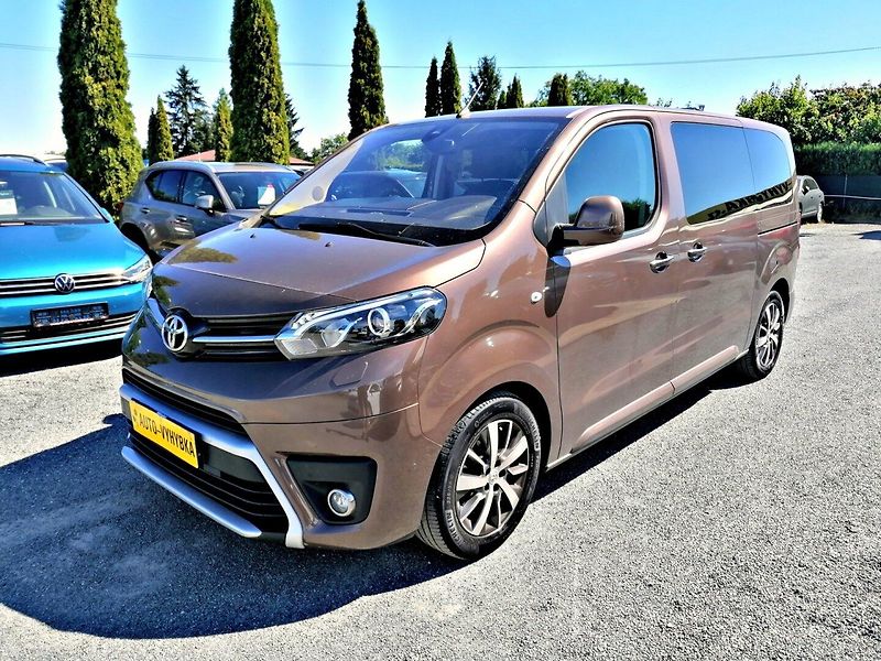 Toyota ProAce (2021) 2.0 D-4D 106kW ČR 1.majitel - fotka 1 z 31