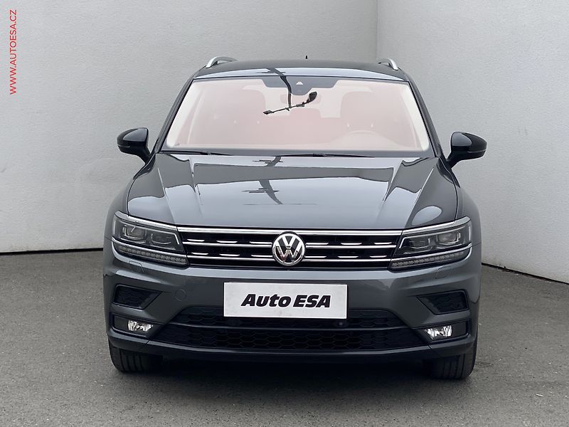 Volkswagen Tiguan (2020) 1.5 TSi, IQ Drive, LED, +kola - fotka 2 z 18