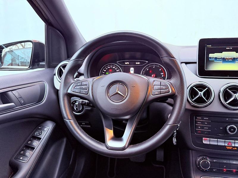Mercedes-Benz Třídy B 180d 7G, ČR - fotka 15 z 22