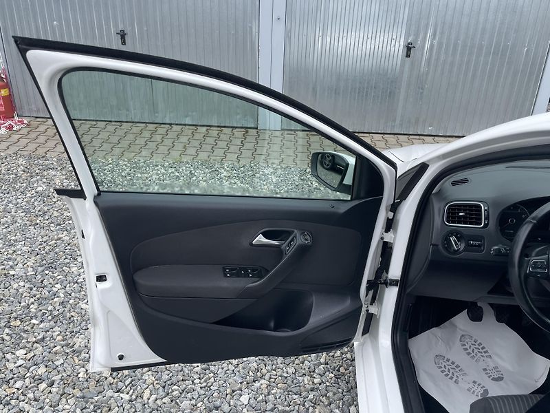 Volkswagen Polo 1.4MPi 85PS CITY BI-FUEL VW 1A - fotka 157 z 177