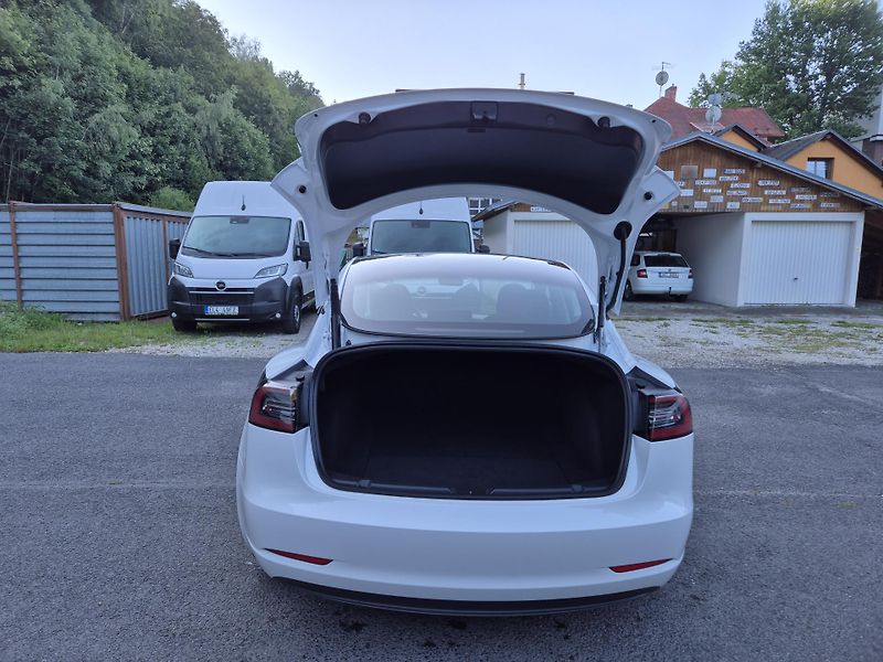 Tesla Model 3 LONG RANGE DUAL MOTOR TZ  95% - fotka 14 z 48