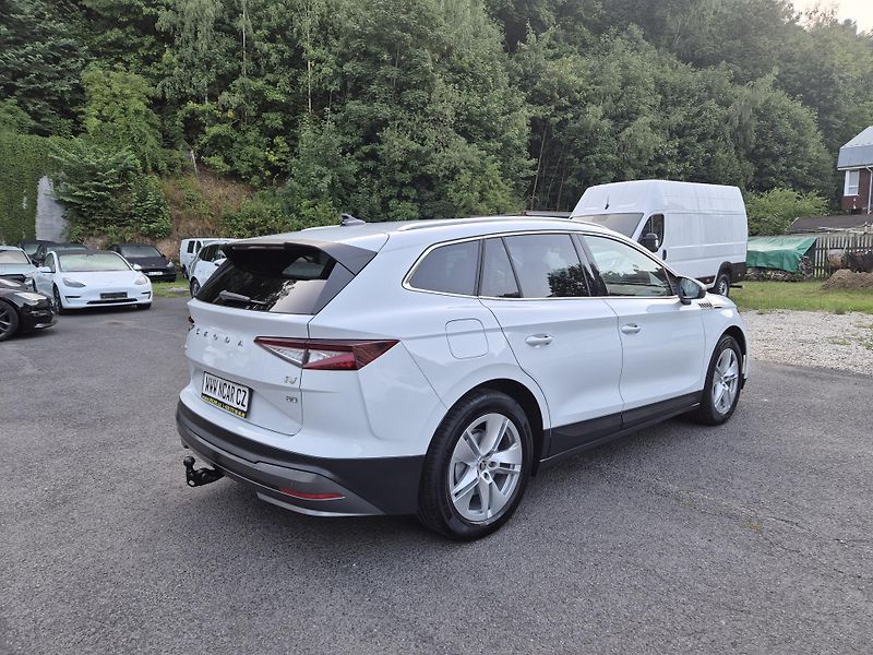 Škoda Enyaq 150kw, iV80 19ALU SOH 92% - fotka 5 z 45