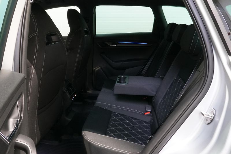 Škoda Karoq 2.0TSI,DSG,4x4,Sportl.NzTopení - fotka 19 z 39