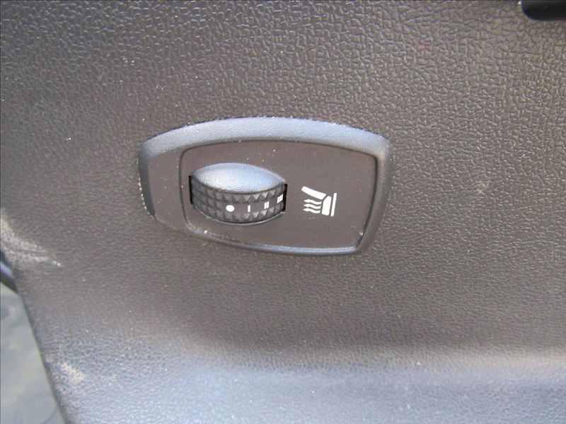 Renault Grand Scénic 2,0 dCi 118kW 1.majitel 7 míst - fotka 26 z 33