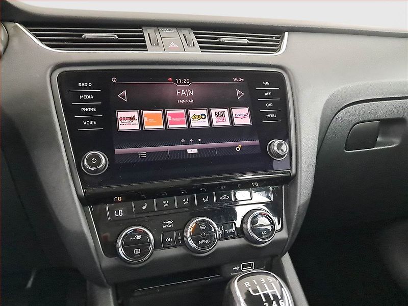Škoda Octavia (2018) Style 2.0 TDI, Serv.kniha - fotka 12 z 20