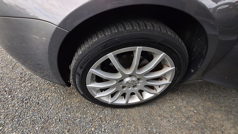 Volkswagen Golf 1.4 TRENDLINE  59KW - fotka 29 z 35