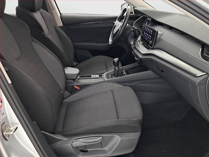 Škoda Octavia (2022) Ambition 2.0 TDI, ČR,1.maj - fotka 9 z 18